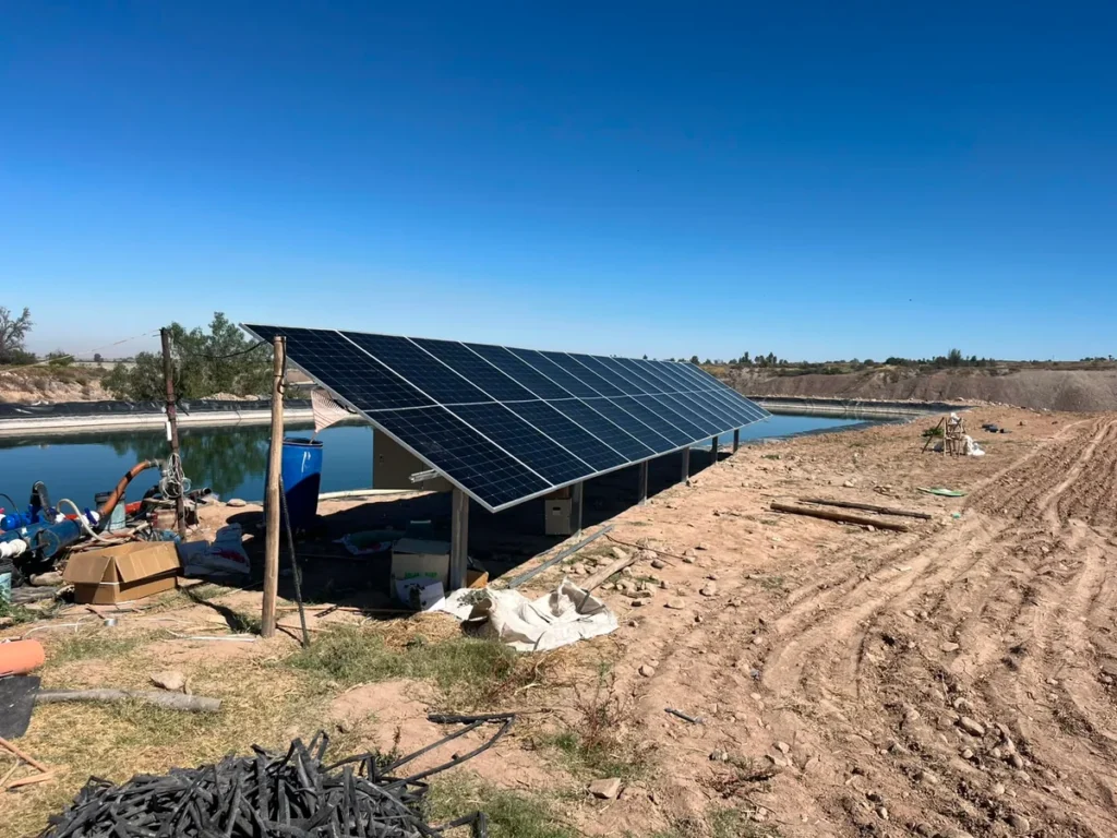 Remote solar water pumping installation